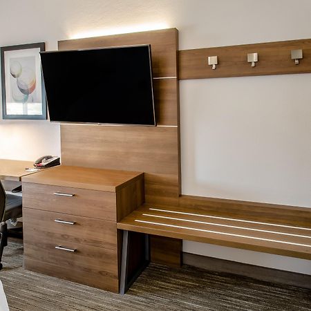 Holiday Inn Express & Suites - Olathe South By Ihg Dış mekan fotoğraf
