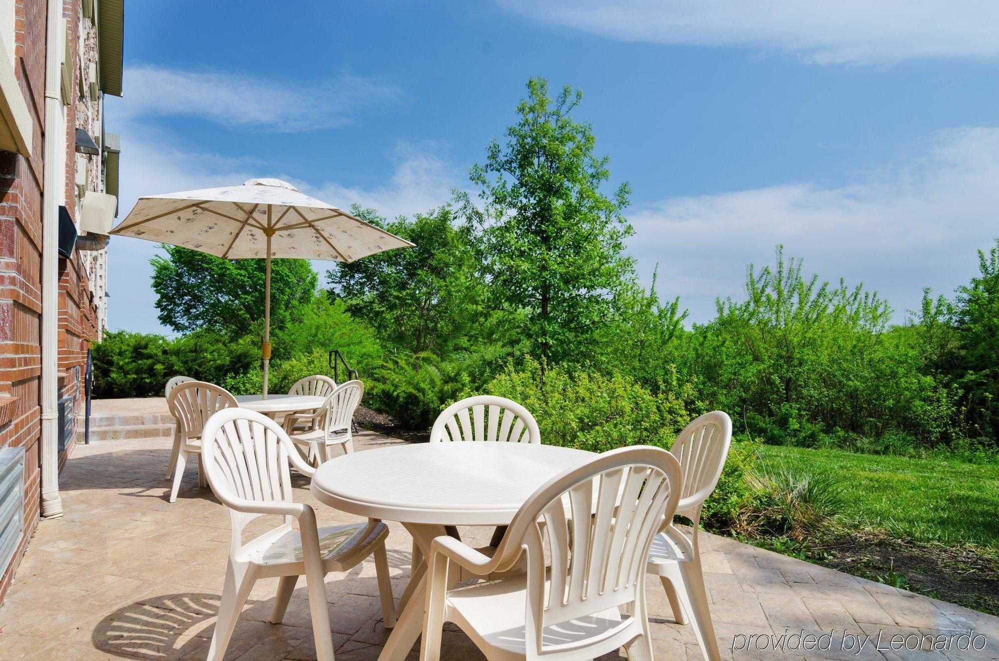 Holiday Inn Express & Suites - Olathe South By Ihg Dış mekan fotoğraf