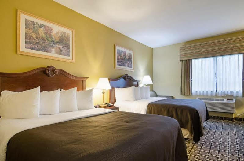 Holiday Inn Express & Suites - Olathe South By Ihg Dış mekan fotoğraf